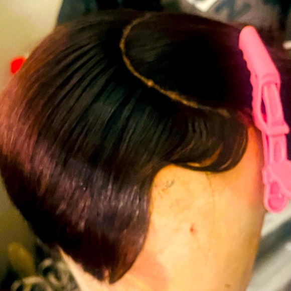 Wig - Picture 9 of 11